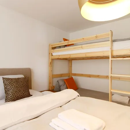 Apartmán Lorez 5d By 